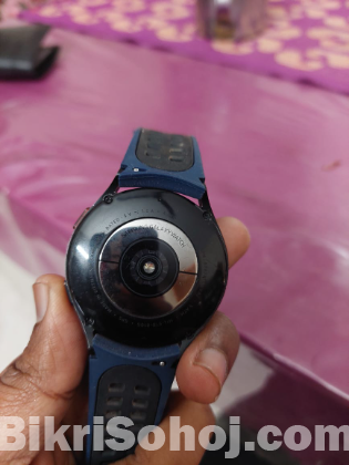 Samsung Galaxy Watch 4 | 16GB, AMOLED